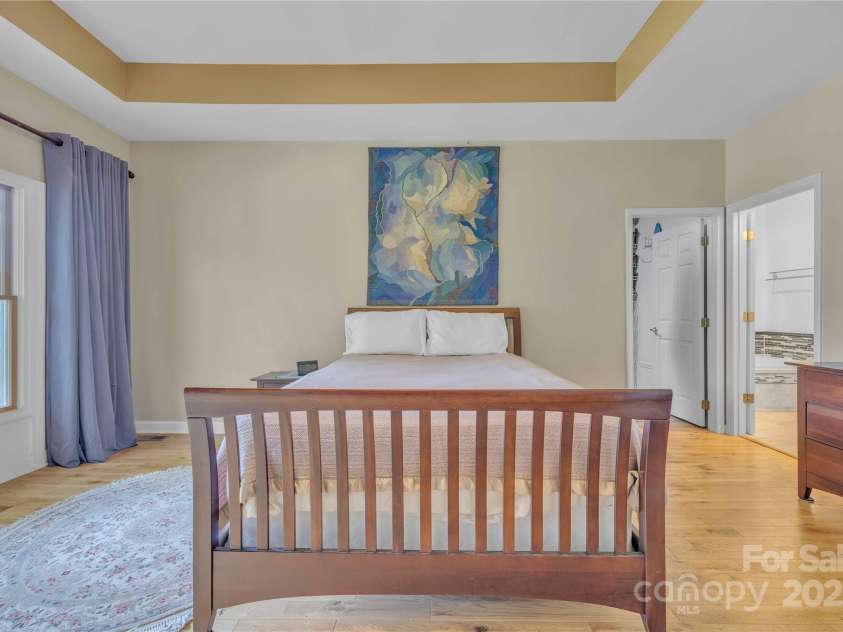 187 Meadow Drive, Jefferson, NC 28640.  MLS# CAR4284841, YatesRealty ID 29346. 