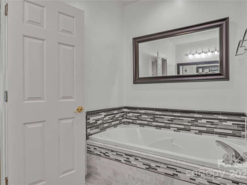 187 Meadow Drive, Jefferson, NC 28640.  MLS# CAR4284841, YatesRealty ID 29346. 