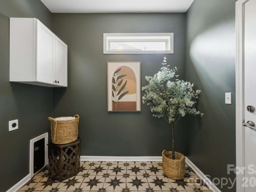 190 Water Leaf Drive, Weaverville, NC 28787.  MLS# CAR4387080, YatesRealty ID 29346. 