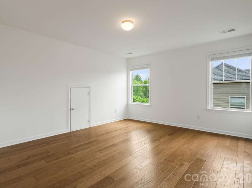190 Water Leaf Drive, Weaverville, NC 28787.  MLS# CAR4387080, YatesRealty ID 29346. Flex room with more storage.