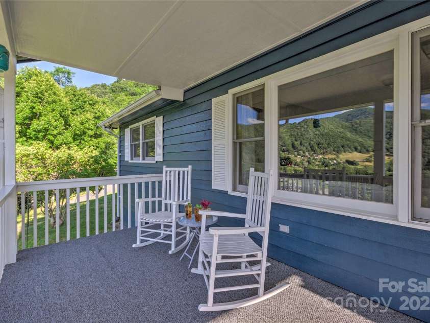 262 Lewis Lane, Maggie Valley, NC 28751.  MLS# CAR4265757, YatesRealty ID 29347. 