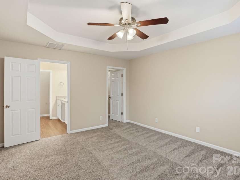 2910 Azalea Hills Drive, Charlotte, NC 28262.  MLS# CAR4385950, YatesRealty ID 29347. 