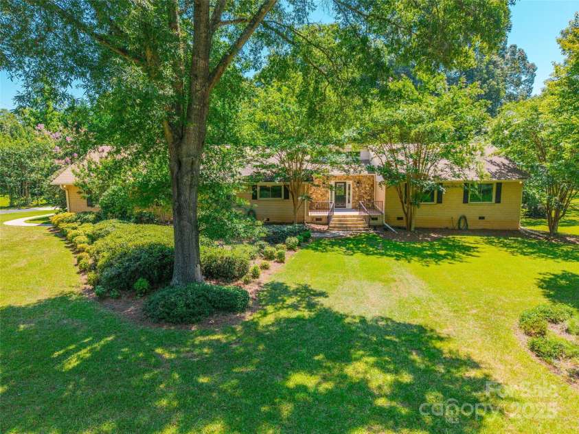 1490 Quiet Acres Circle, Rock Hill, SC 29732.  MLS# CAR4281942, YatesRealty ID 29348. 