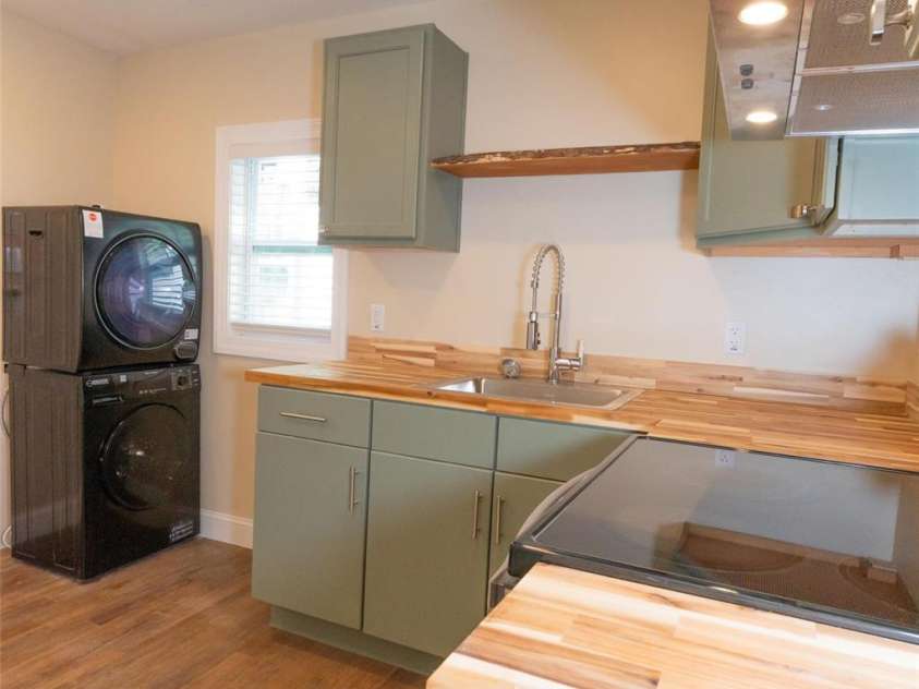 315 Broad Drive, Concord, NC 28025.  MLS# CAR4385605, YatesRealty ID 29348. 