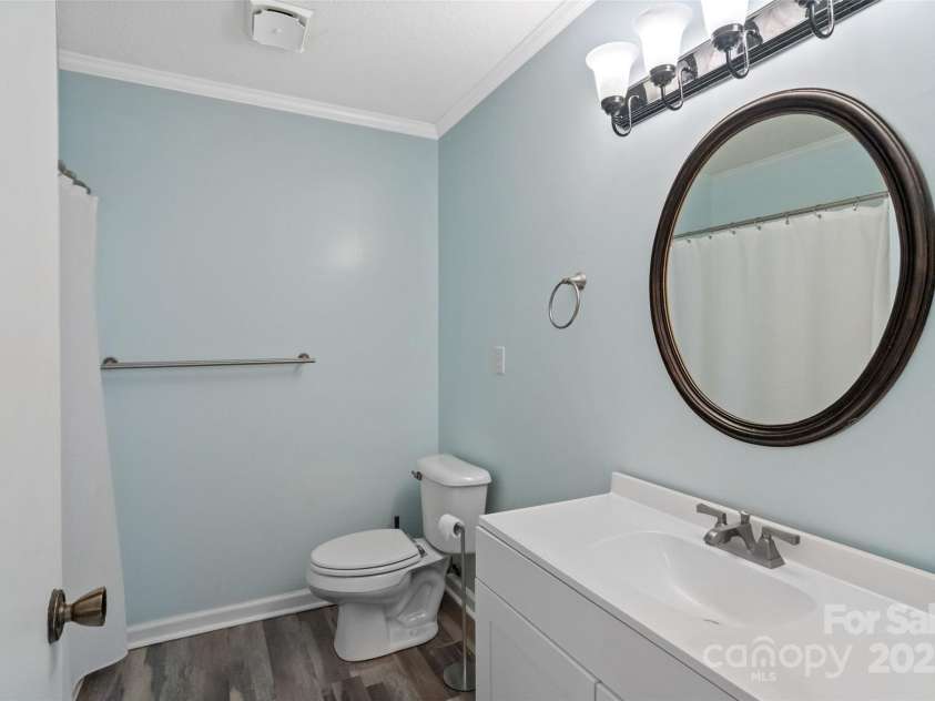 1763 Hunters Trail, Rock Hill, SC 29732.  MLS# CAR4282752, YatesRealty ID 29349. Bath