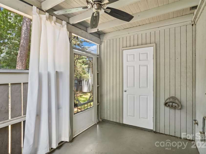 1763 Hunters Trail, Rock Hill, SC 29732.  MLS# CAR4282752, YatesRealty ID 29349. Screened Porch