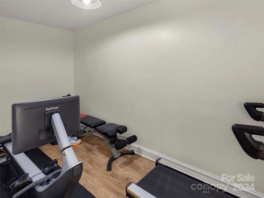 120 Braeside Circle, Asheville, NC 28803.  MLS# CAR4196509, YatesRealty ID 2935. 