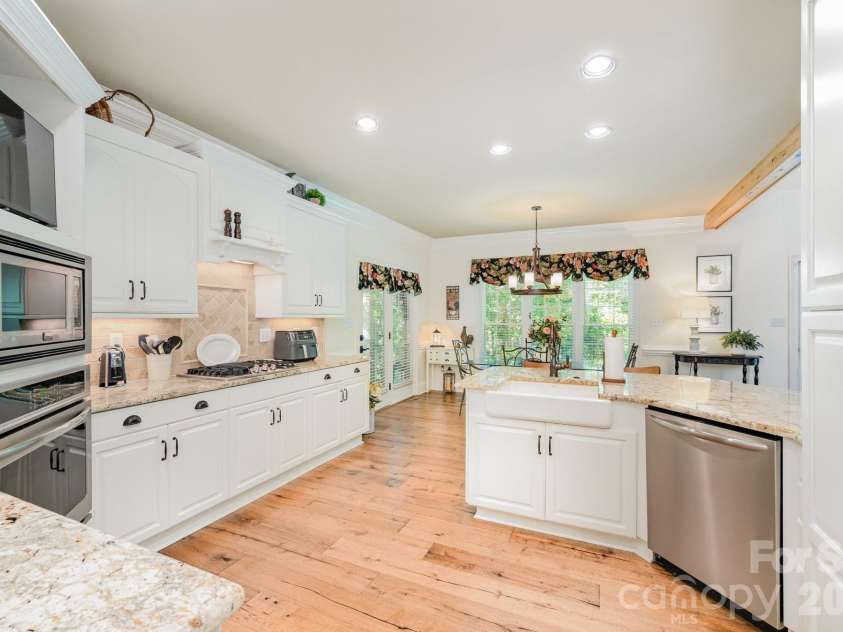 400 Foxglove Lane, Indian Trail, NC 28079.  MLS# CAR4336629, YatesRealty ID 2935. 