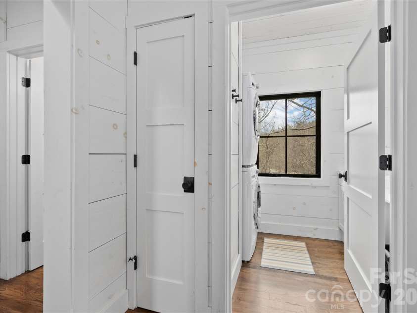 64 Hobson Branch Road, Weaverville, NC 28787.  MLS# CAR4342364, YatesRealty ID 2935. 