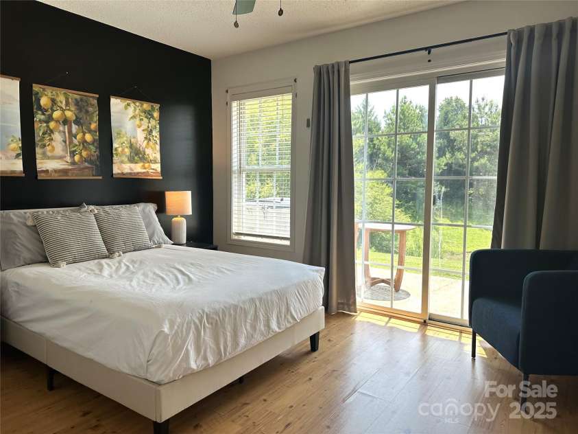 215 Linkside Court, Lenoir, NC 28645.  MLS# CAR4275334, YatesRealty ID 29350. 