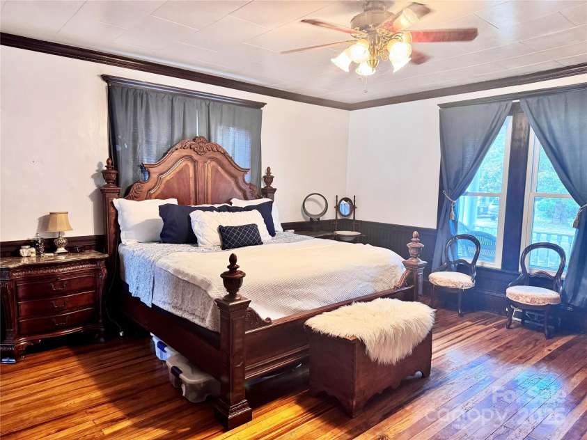 121 Academy Street, Chester, SC 29706.  MLS# CAR4287114, YatesRealty ID 29351. 