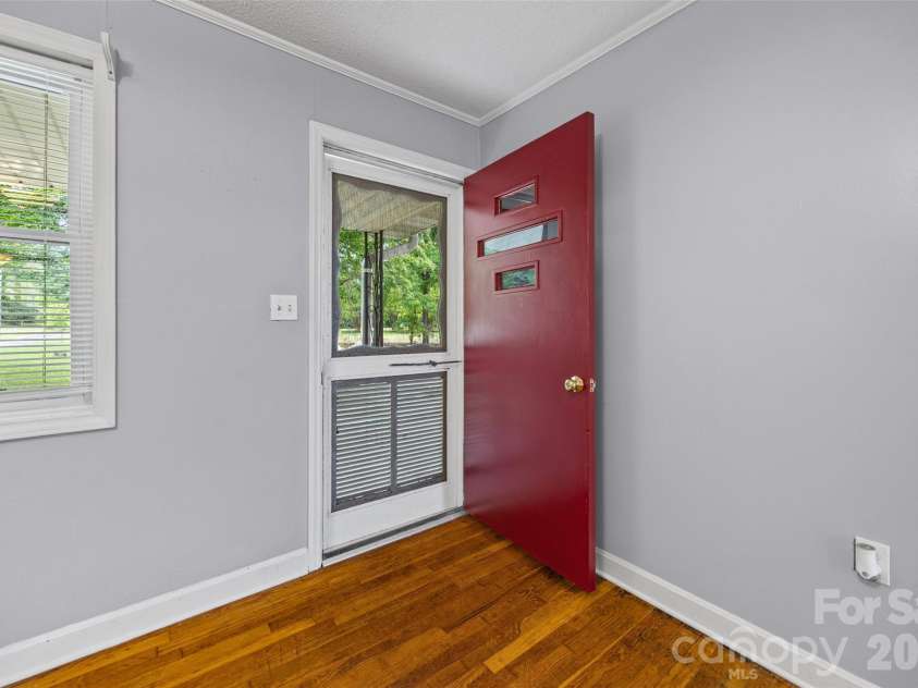 2380 Dixon Road, Belmont, NC 28012.  MLS# CAR4380072, YatesRealty ID 29352. 