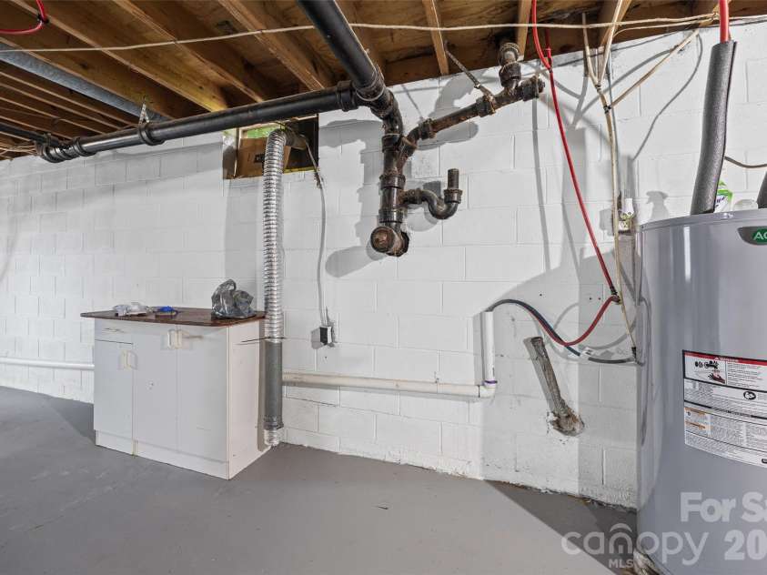 2380 Dixon Road, Belmont, NC 28012.  MLS# CAR4380072, YatesRealty ID 29352. 