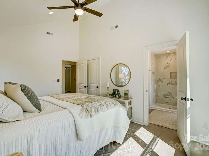 709 Catawba Street, Lincolnton, NC 28092.  MLS# CAR4273506, YatesRealty ID 29352. 