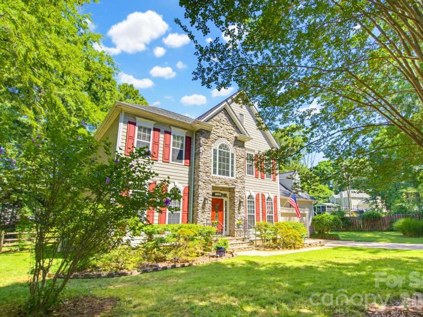 7148 Plough Drive, Mint Hill, NC 28227.  MLS# CAR4387678, YatesRealty ID 29355. 