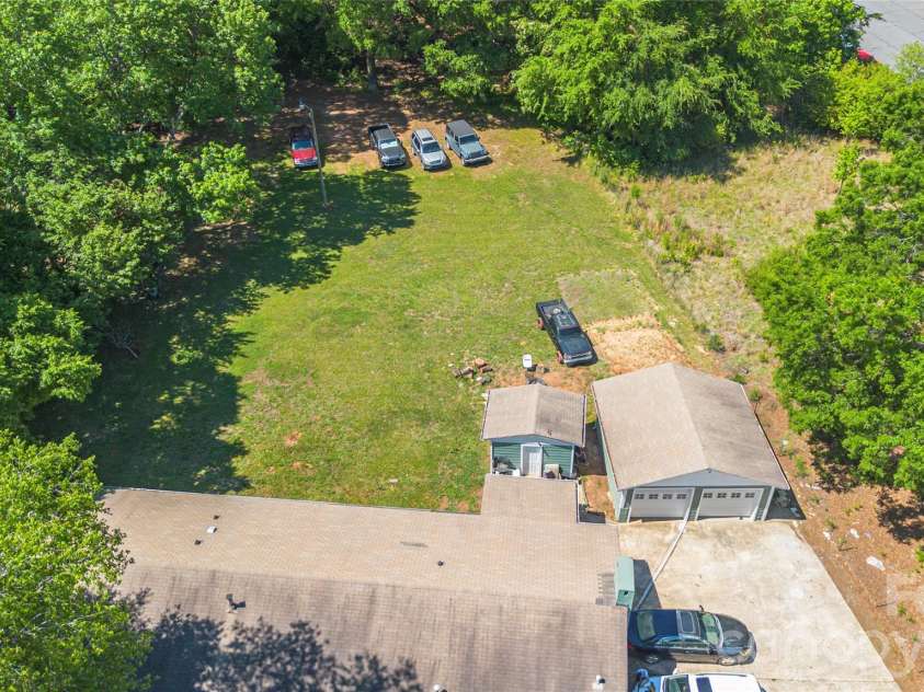 3501 Shopton Road, Charlotte, NC 28217.  MLS# CAR4383387, YatesRealty ID 29356. 