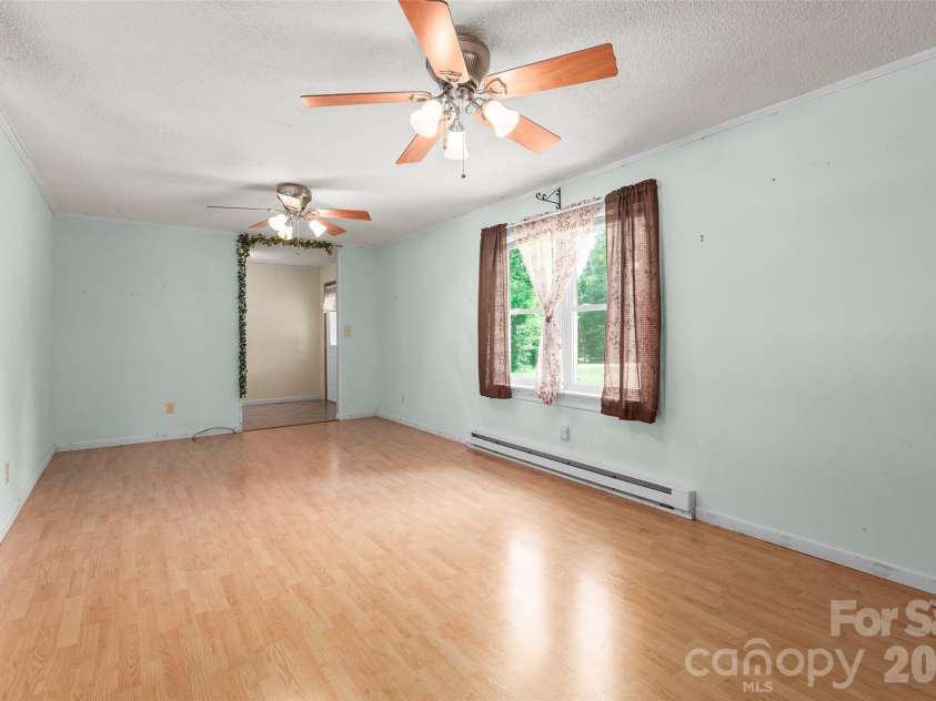 141 Winged Elm Lane, Mooresville, NC 28115.  MLS# CAR4391034, YatesRealty ID 29358. 
