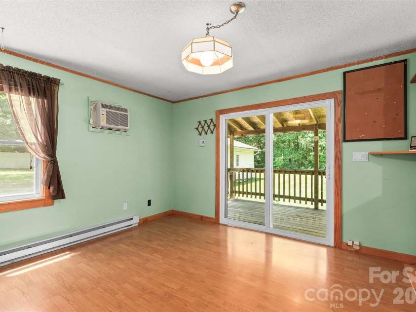 141 Winged Elm Lane, Mooresville, NC 28115.  MLS# CAR4391034, YatesRealty ID 29358. 