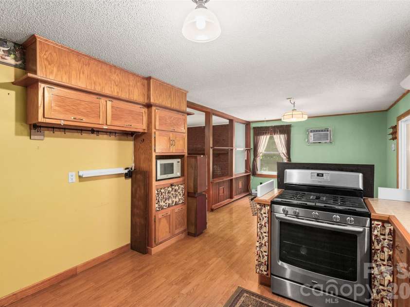 141 Winged Elm Lane, Mooresville, NC 28115.  MLS# CAR4391034, YatesRealty ID 29358. 
