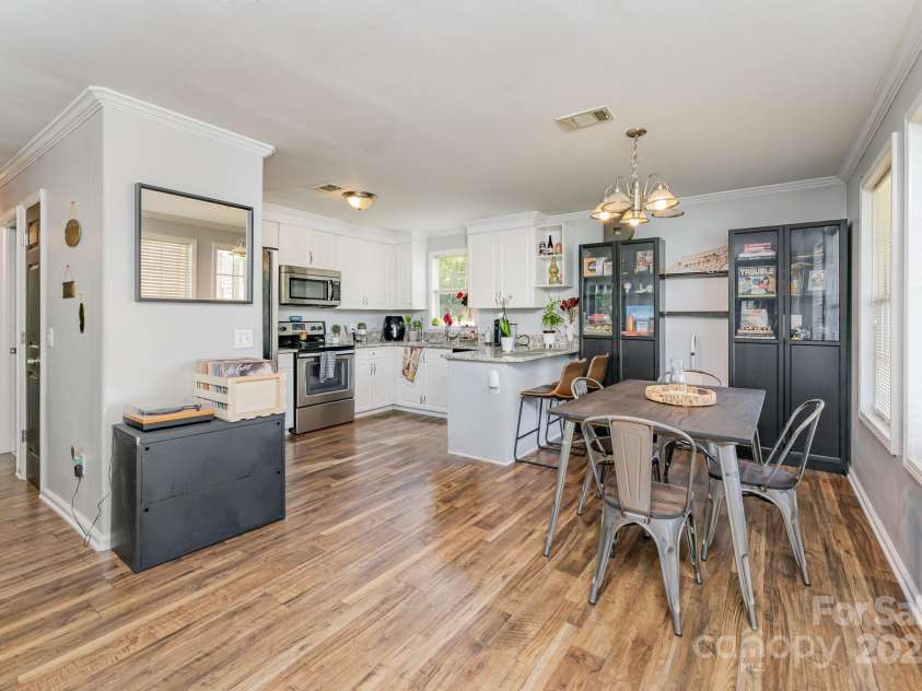 201 Easy Street, Concord, NC 28027.  MLS# CAR4255240, YatesRealty ID 29358. 