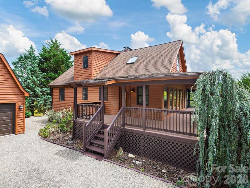 7 Hope Lane, Weaverville, NC 28787.  MLS# CAR4391127, YatesRealty ID 29359. 