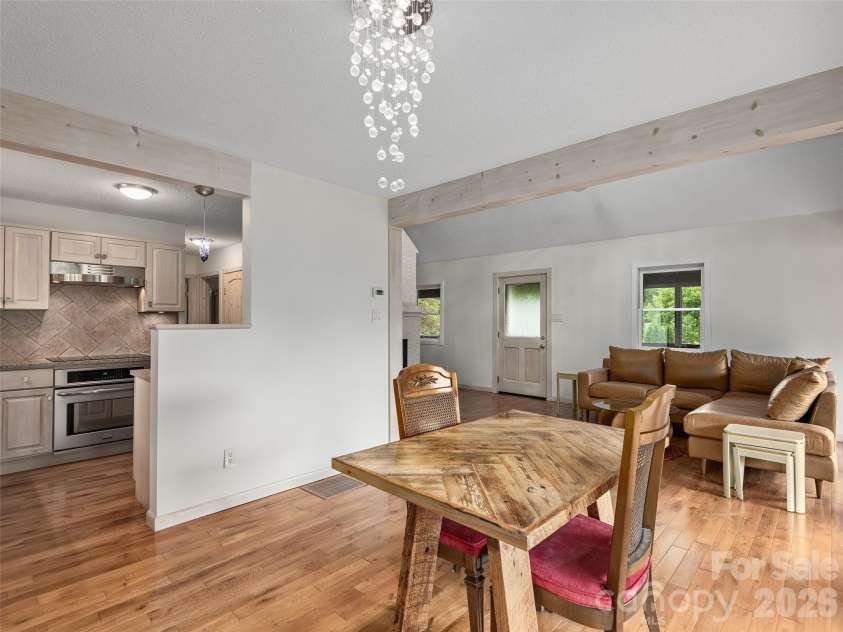 7 Hope Lane, Weaverville, NC 28787.  MLS# CAR4391127, YatesRealty ID 29359. 