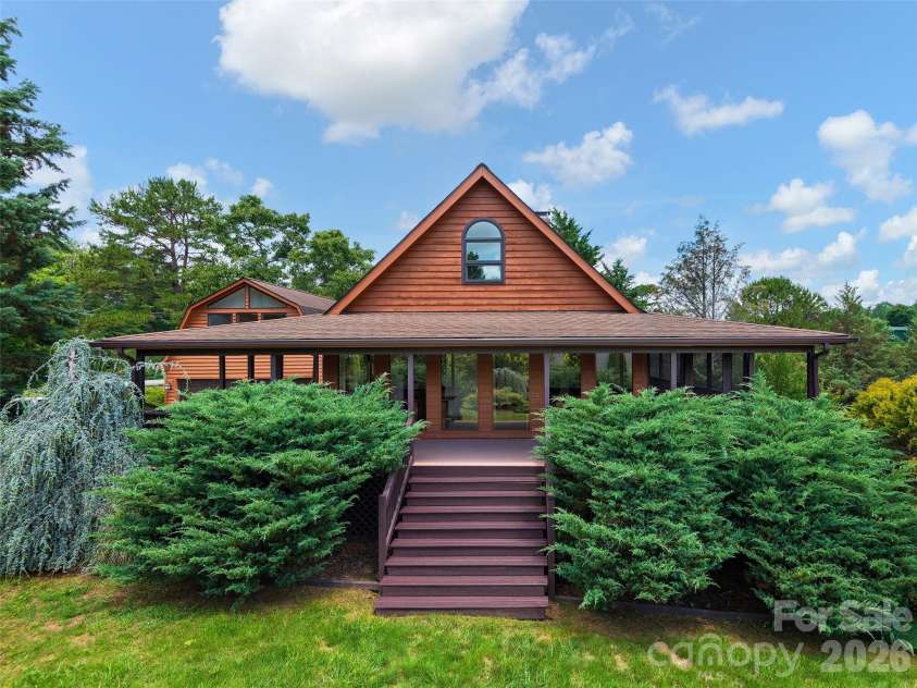 7 Hope Lane, Weaverville, NC 28787.  MLS# CAR4391127, YatesRealty ID 29359. 