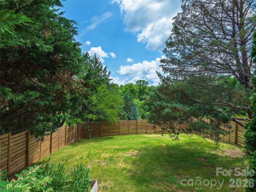 7 Hope Lane, Weaverville, NC 28787.  MLS# CAR4391127, YatesRealty ID 29359. 