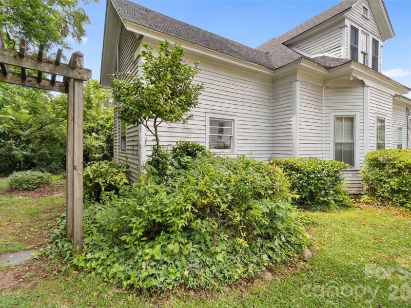 215 Rutherford Street, Wadesboro, NC 28170.  MLS# CAR4391363, YatesRealty ID 29360. 