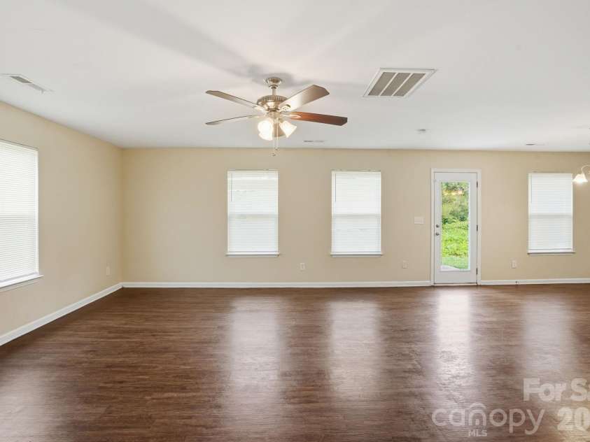 5056 Broad Leaf Court, Dallas, NC 28034.  MLS# CAR4384002, YatesRealty ID 29361. 