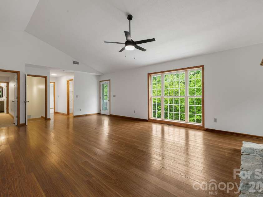 100 Woven Cloud Lane, Waynesville, NC 28785.  MLS# CAR4387086, YatesRealty ID 29362. 