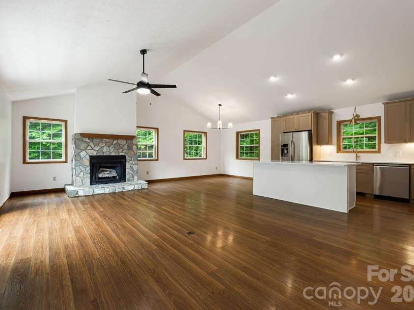 100 Woven Cloud Lane, Waynesville, NC 28785.  MLS# CAR4387086, YatesRealty ID 29362. 