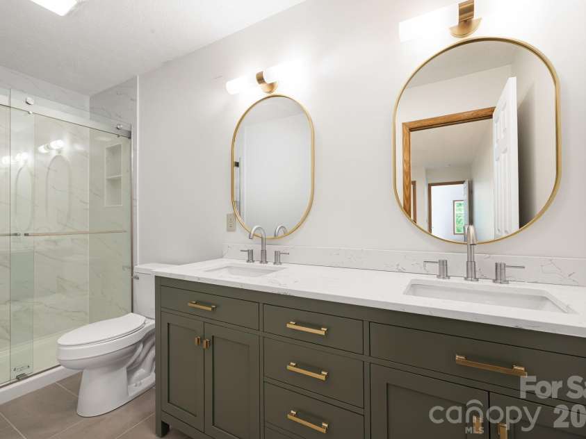 100 Woven Cloud Lane, Waynesville, NC 28785.  MLS# CAR4387086, YatesRealty ID 29362. 