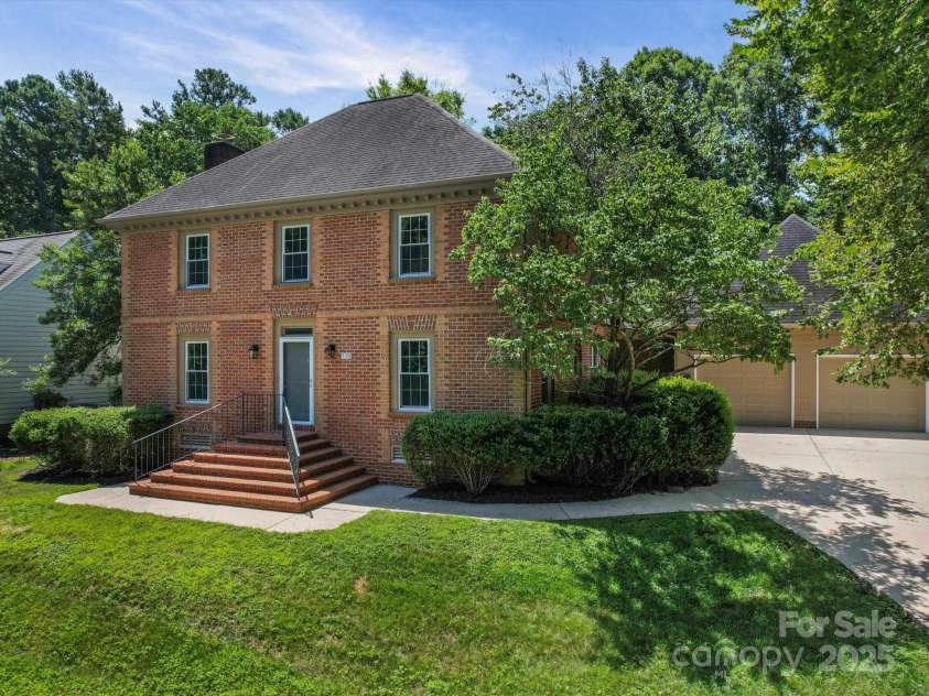 138 Tetbury Avenue, Concord, NC 28025.  MLS# CAR4283002, YatesRealty ID 29362. Aerial Front