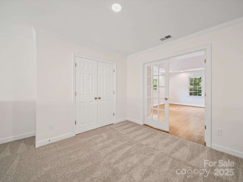 138 Tetbury Avenue, Concord, NC 28025.  MLS# CAR4283002, YatesRealty ID 29362. Loft