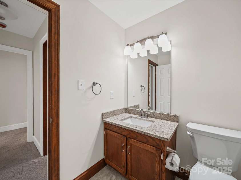 138 Tetbury Avenue, Concord, NC 28025.  MLS# CAR4283002, YatesRealty ID 29362. Powder Room