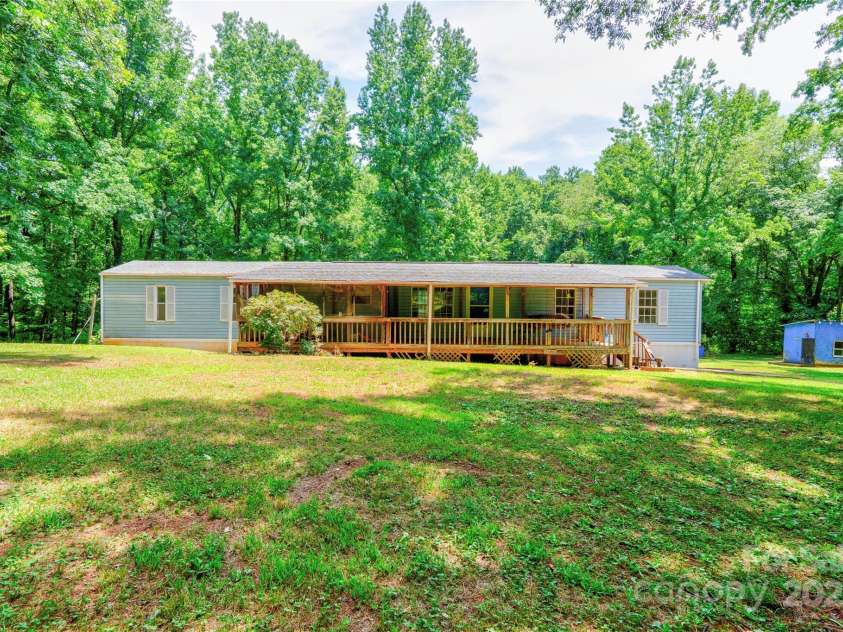 121 whipporwill Court, Grover, NC 28073.  MLS# CAR4277510, YatesRealty ID 29363. 