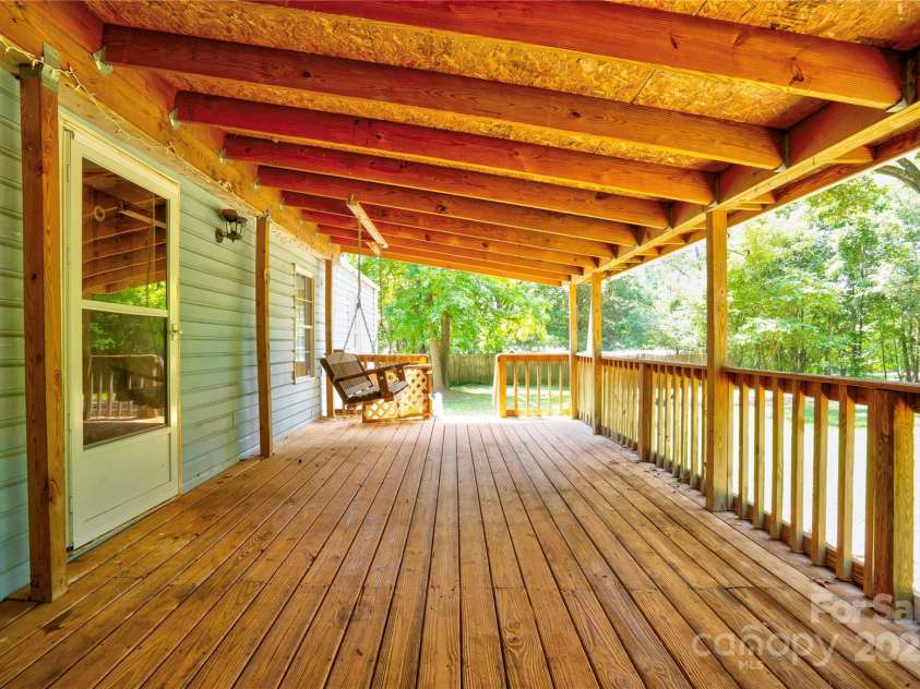 121 whipporwill Court, Grover, NC 28073.  MLS# CAR4277510, YatesRealty ID 29363. 