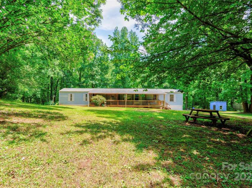 121 whipporwill Court, Grover, NC 28073.  MLS# CAR4277510, YatesRealty ID 29363. 