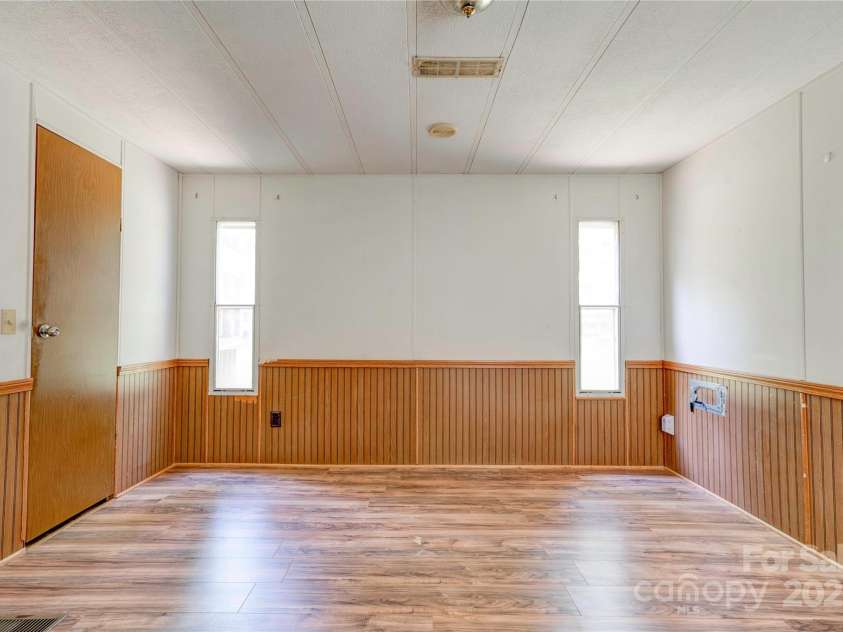 121 whipporwill Court, Grover, NC 28073.  MLS# CAR4277510, YatesRealty ID 29363. 