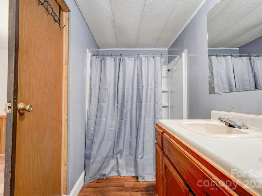 121 whipporwill Court, Grover, NC 28073.  MLS# CAR4277510, YatesRealty ID 29363. 