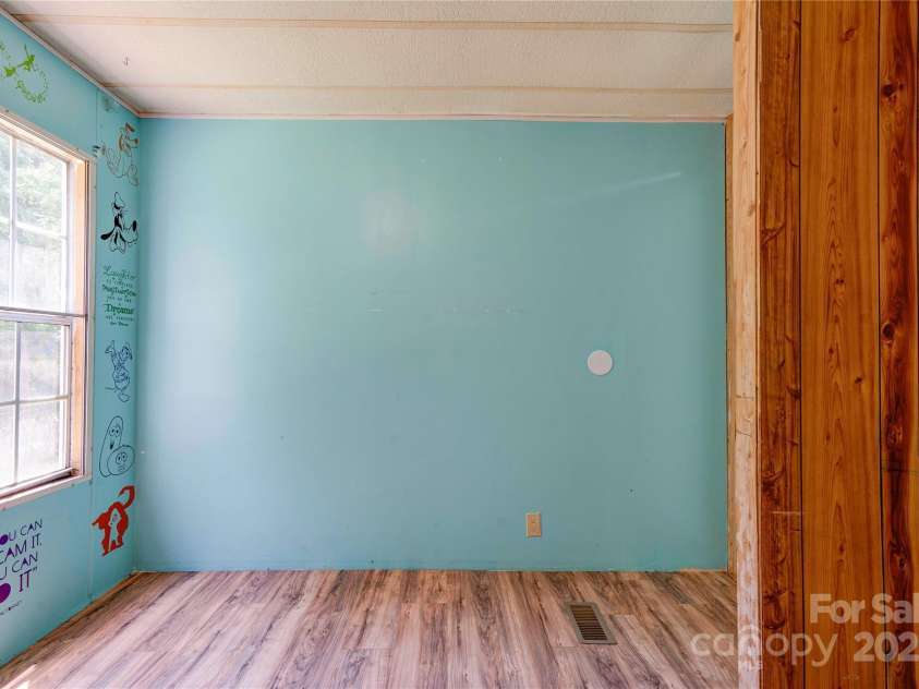 121 whipporwill Court, Grover, NC 28073.  MLS# CAR4277510, YatesRealty ID 29363. 