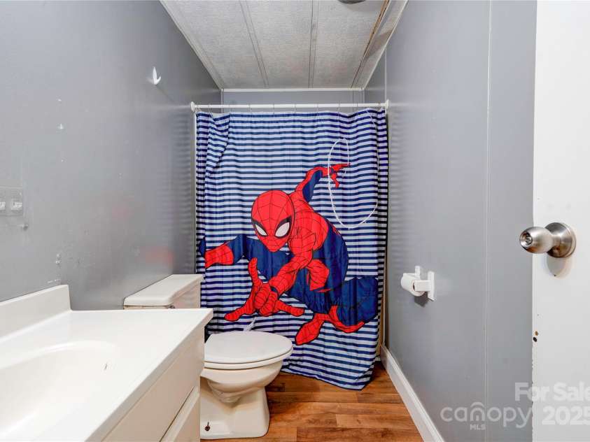 121 whipporwill Court, Grover, NC 28073.  MLS# CAR4277510, YatesRealty ID 29363. 