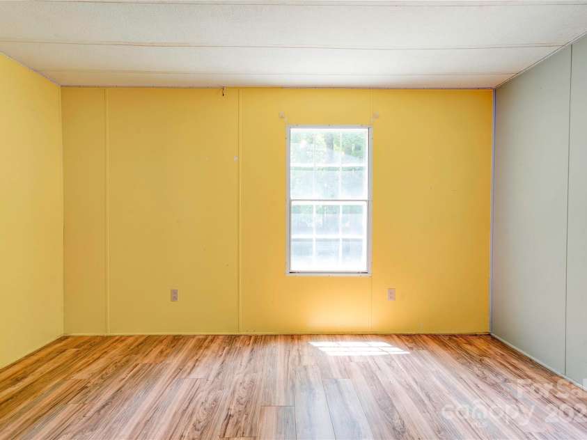 121 whipporwill Court, Grover, NC 28073.  MLS# CAR4277510, YatesRealty ID 29363. 