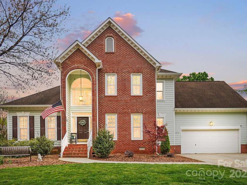 1214 Foxfield Road, Waxhaw, NC 28173.  MLS# CAR4240953, YatesRealty ID 29364. 