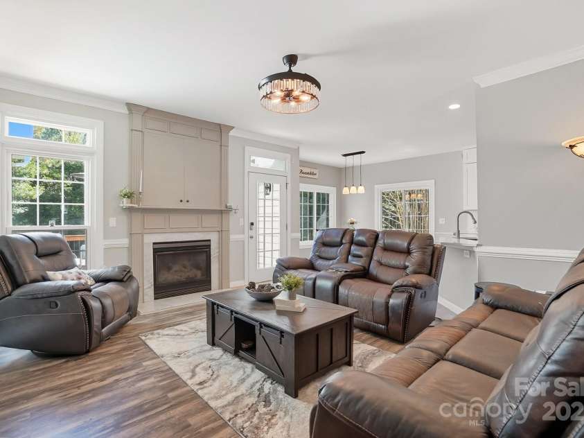 1214 Foxfield Road, Waxhaw, NC 28173.  MLS# CAR4240953, YatesRealty ID 29364. 