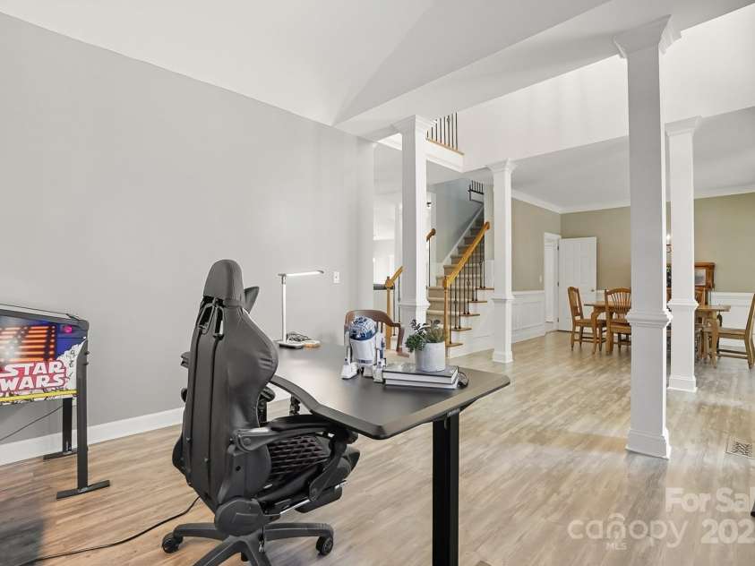 1214 Foxfield Road, Waxhaw, NC 28173.  MLS# CAR4240953, YatesRealty ID 29364. 