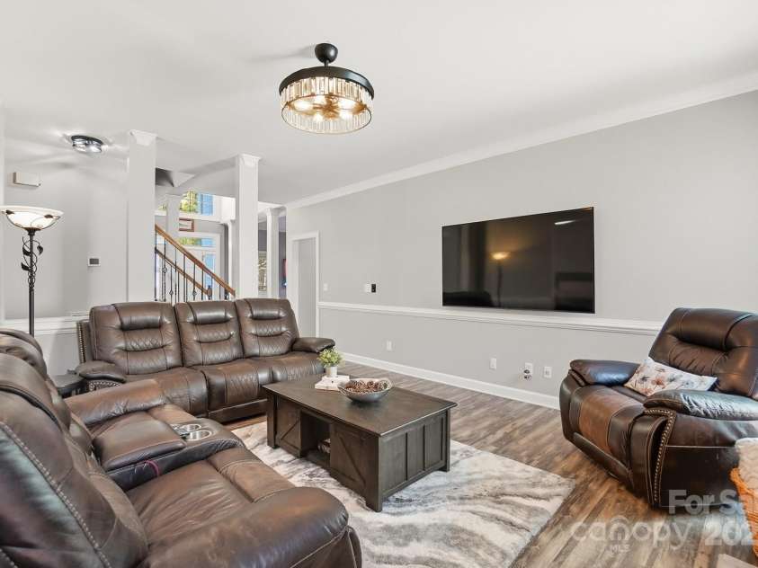 1214 Foxfield Road, Waxhaw, NC 28173.  MLS# CAR4240953, YatesRealty ID 29364. 