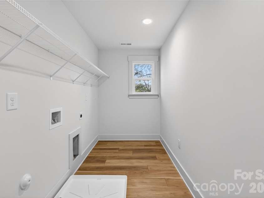 4630 McClure Road, Charlotte, NC 28216.  MLS# CAR4380944, YatesRealty ID 29364. Representation