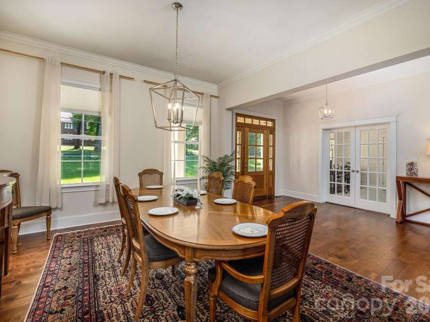 123 Lakefront Drive, Mooresville, NC 28117.  MLS# CAR4368701, YatesRealty ID 29365. 